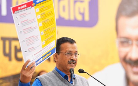 केजरीवाल ने की रेवडी पर चर्चा! भाजपा को वोट दिया तो बंद हो जाएंगी फ्री की रेवड़ियां!