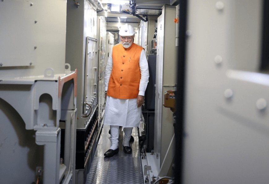 देश निराशा के अंधकार से निकलकर विश्वास के उजाले में तिरंगा फहरा रहा है-पीएम मोदी