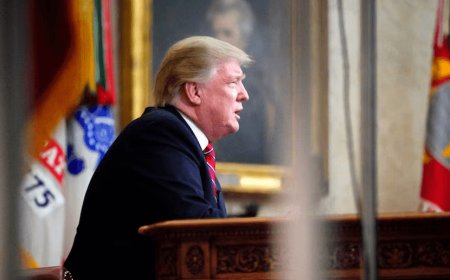 अमेरिका के राष्ट्रपति डोनाल्ड ट्रंप ने कहा ईरान परमाणु हथियार बनाने के करीब! अब ईरान के खात्मे से होगा अंत