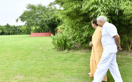 उपराष्ट्रपति से पद से इस्तीफा देने के बाद समान पैक करने में लगे जगदीप धनखड़! विपक्ष से मिलने से किया इंकार