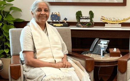 केंद्र सरकार ने लोकसभा में इनकम टैक्स बिल वापस लिया! अब सरकार लाएगी नया बिल। क्या टैक्स में होगा कोई बदलाव?