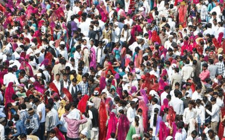 भारत के भविष्य की जनसंख्या की तस्वीर होगी चौंकाने वाली! देश में हिंदू आबादी रह जाएगी 67 प्रतिशत!