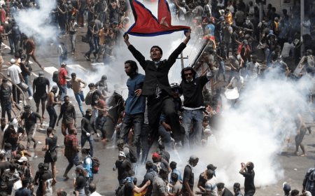 नेपाल के प्रधानमंत्री और वहां की सरकार ने कभी सोचा भी नही होगा कि Gen-Z आंदोलन ले डूबेगा सरकार को! #Gen-Z