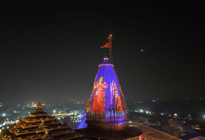 अयोध्या में राम मंदिर के शिखर पर लहराई धर्म ध्वजा पर पाकिस्तान ने कहा की भारत में कई मस्जिदों पर खतरा!