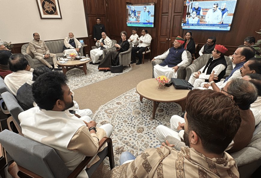 पीएम मोदी के साथ चाय पर चर्चा में प्रियंका गांधी की हंसी और सांसदों के ठहाके ने बना दी सौहार्दपूर्ण चाय पर चर्चा