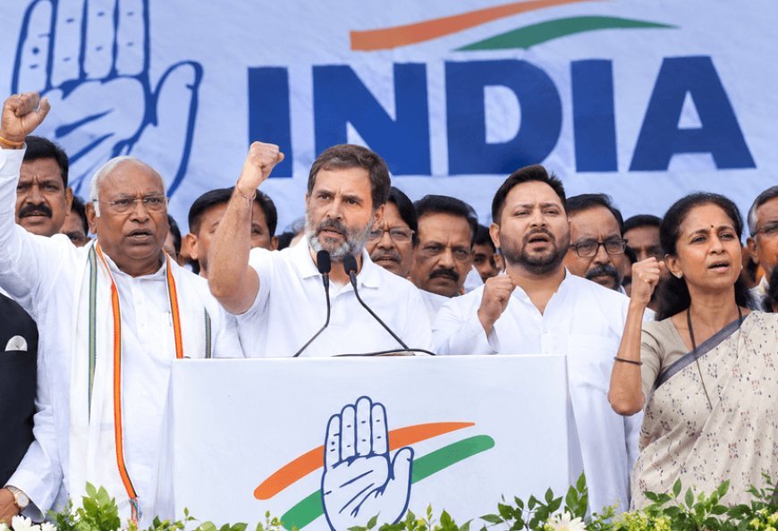 ‘लोकतंत्र और संविधान की रक्षा के लिए आर-पार की लड़ाई’, राहुल गांधी के घर INDIA गठबंधन का शक्ति प्रदर्शन; खड़गे, तेजस्वी और सुप्रिया सुले ने भरी हुंकार